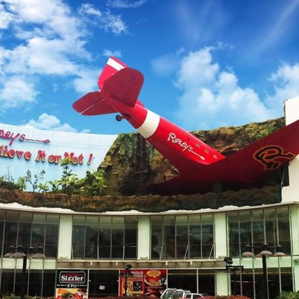 Ripley's Believe i ...